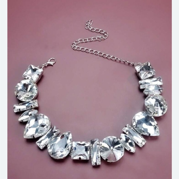 Socialite Crystal Fashion Choker Necklace - Picture 6 of 13